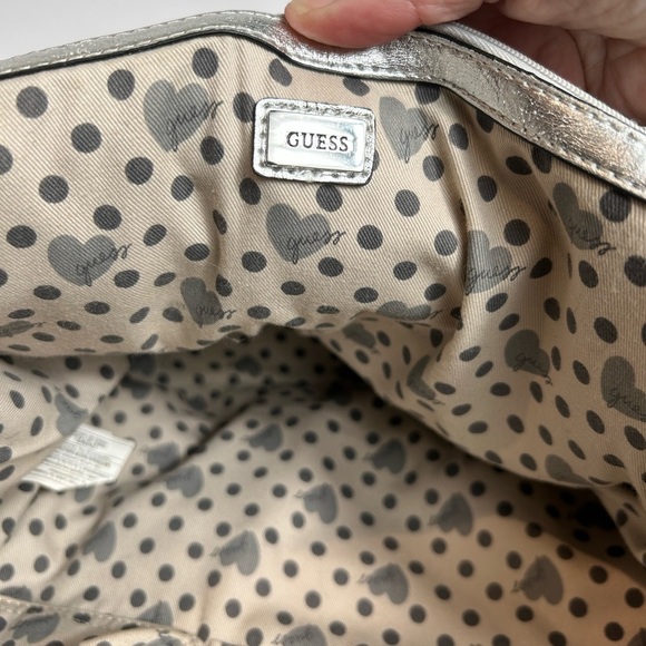 Guess Black Cream Polka Dots Tote Bag, Dual Handles, Heart Pattern Keychain NWOT - Picture 13 of 16